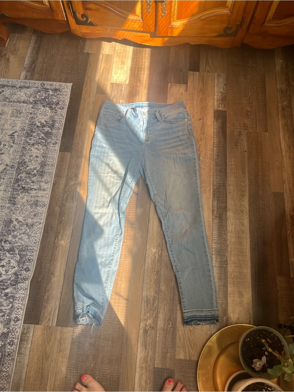 a.n.a Light Blue Ankle Crop Jeans